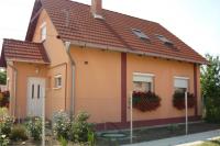 Szeged csendes környezet eladó 100m2 családi ház tetõtér beépítéses - Kép: 1004 