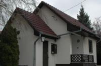 Szigetszentmiklós eladó családi ház Boglya utca környékén 35m2-es tégla - Kép: 4595 