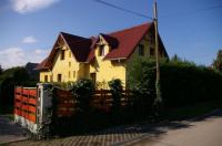 Dunakeszi eladó családi ház 380m2 5 szoba 711m2 telek 2006-ban épült - Kép: 5084 