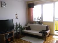 Szentendre eladó lakás 50m2 2 szoba csendes tiszta lépcsõház parkosított - Kép: 5751 