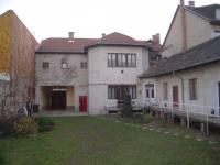 Vác eladó családi ház 280m2 9 szoba Belváros ingatlan 4 fürdõ szoba alápincézve - Kép: 6231 