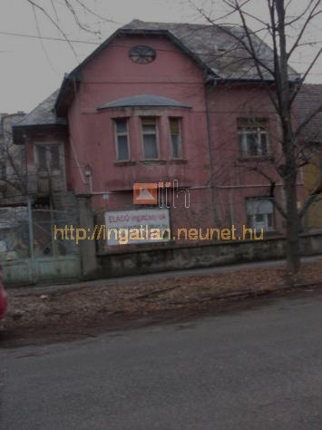 Budapest XIV. ker. elad csaldi hz Szatmr utcban, 2 szintes 120 m2 (2 laks) - Kép: 3969 