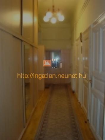 Budapest VII. ker. elad trsashzi laks 93m2 3 szoba feljtott utca - Kép: 4986 